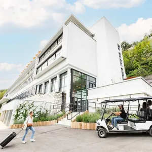 The Babel Community - Bastille Aparthotel Grenoble